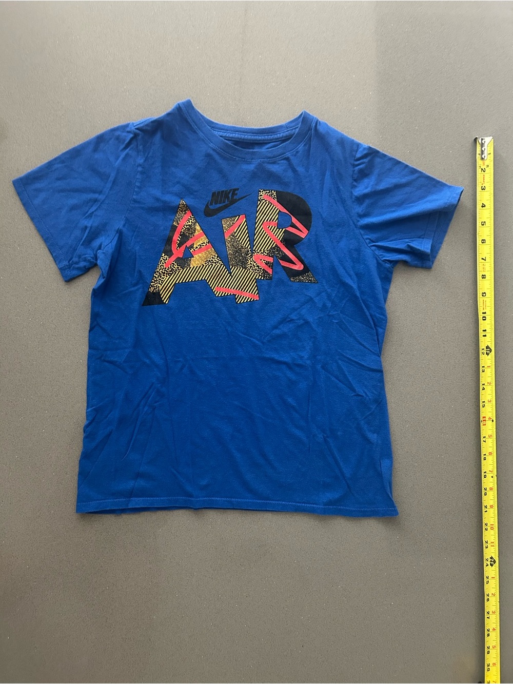 Nike Air Graphic T-Shirt Blue Kids Size L…